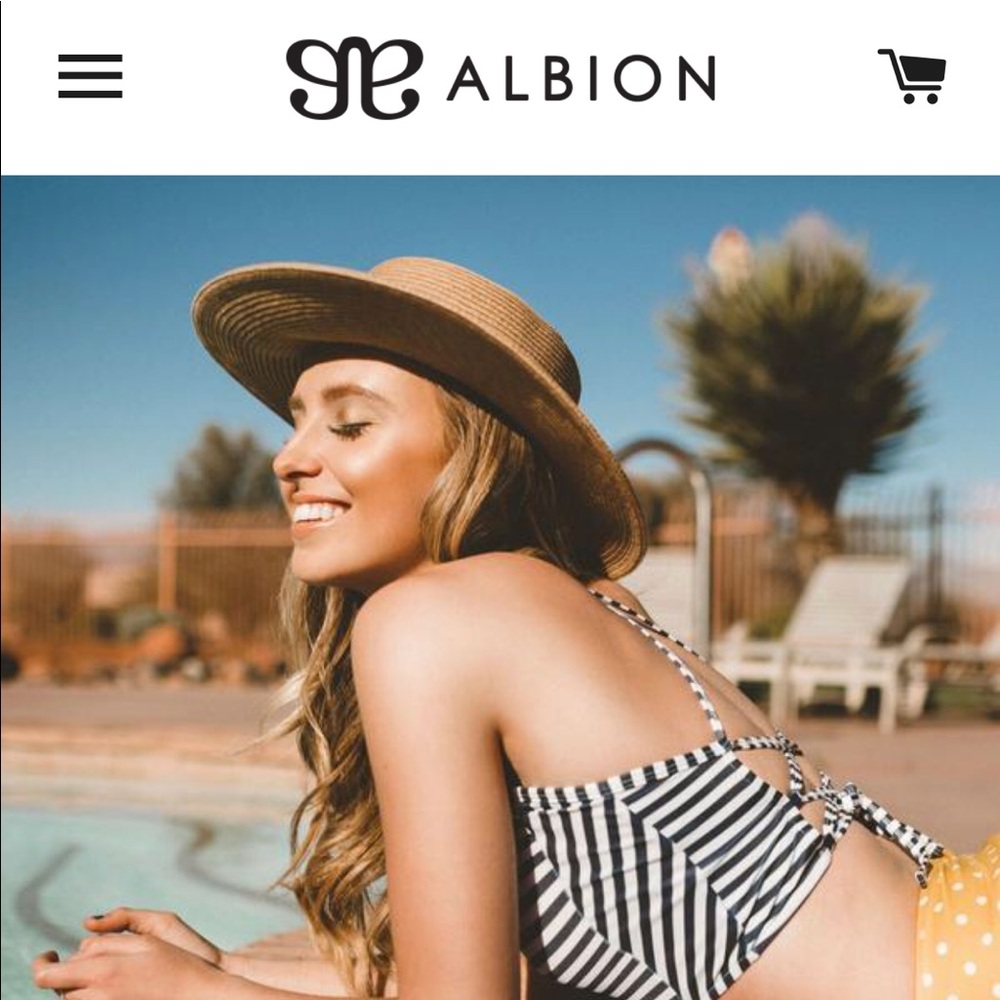Albion weekender switchback swim crop